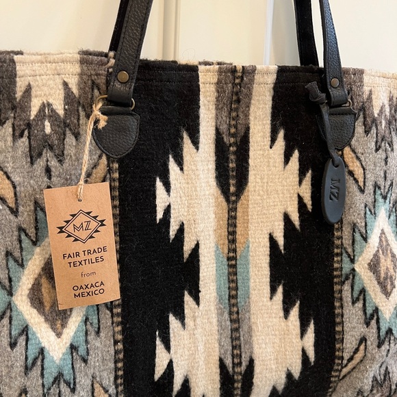 MZ Made Looking Glass Shoulder Bag - Picture 3 of 4